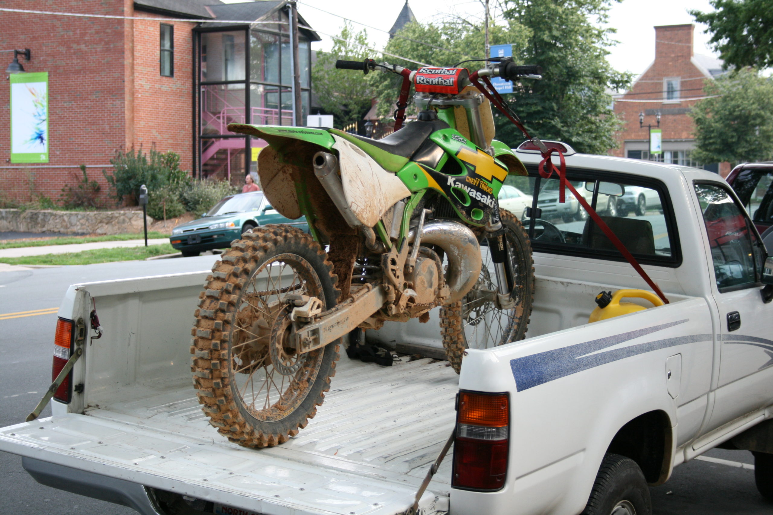 How to Strap a Dirt Bike into a Truck 